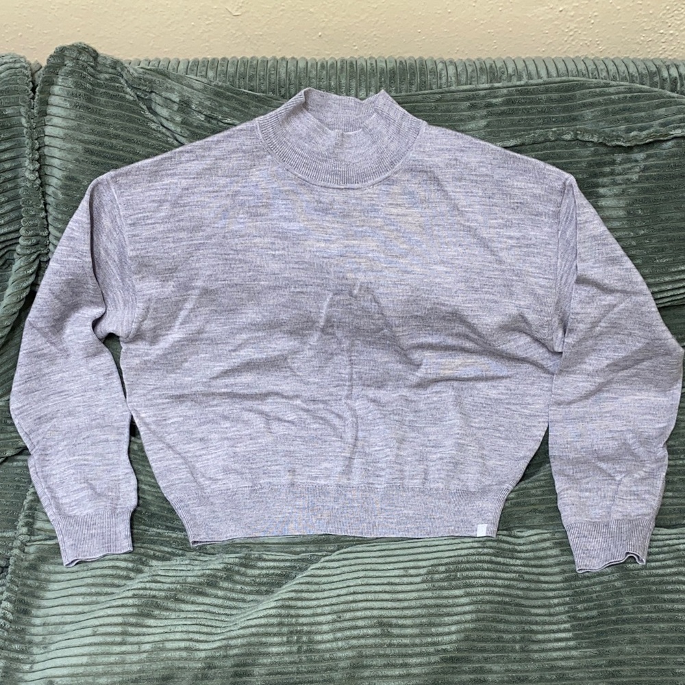 100% wool Light Gray Mock Neck Sweater